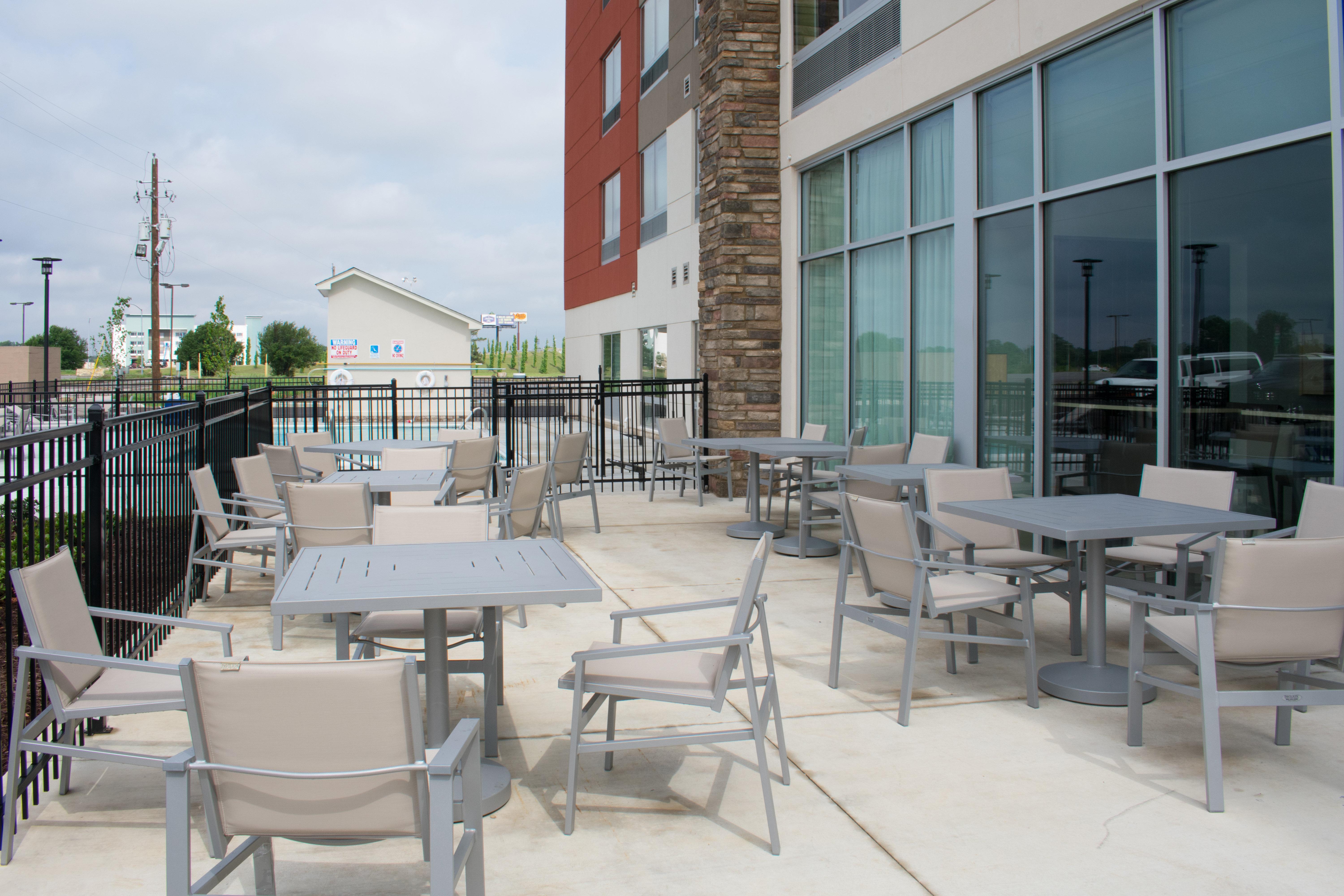 Holiday Inn Express & Suites West Memphis By Ihg Exterior photo