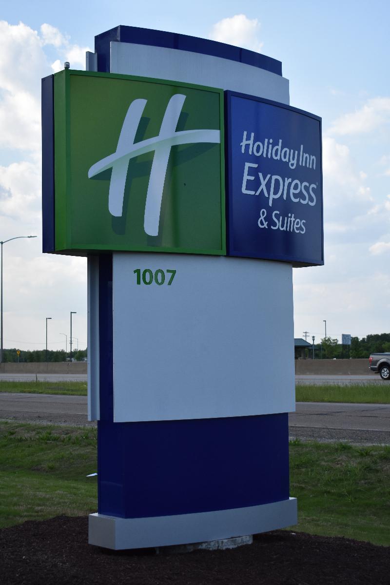 Holiday Inn Express & Suites West Memphis By Ihg Exterior photo
